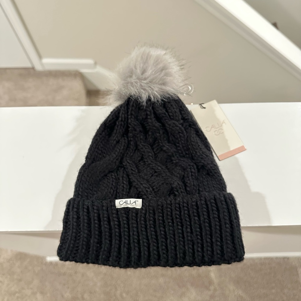 CALIA Black Beanie with faux fur pompom and inner fleece MSRP $30